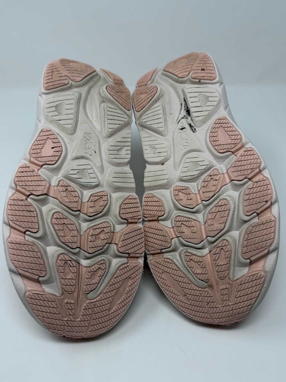 Women's HOKA Clifton 10 Coral Running Sneakers Sz.8.5 - Picture 7 of 9